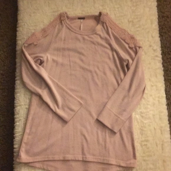 Pink lace open shoulder youth long sleeve shirt - Picture 1 of 4